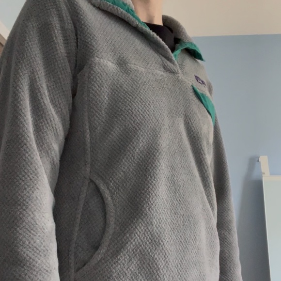 Patagonia Pullover Fleece - Picture 3 of 5